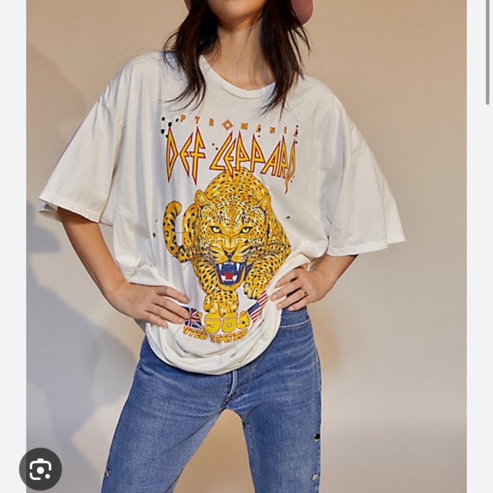Urban Outfitters Def Leppard Oversized Shirt